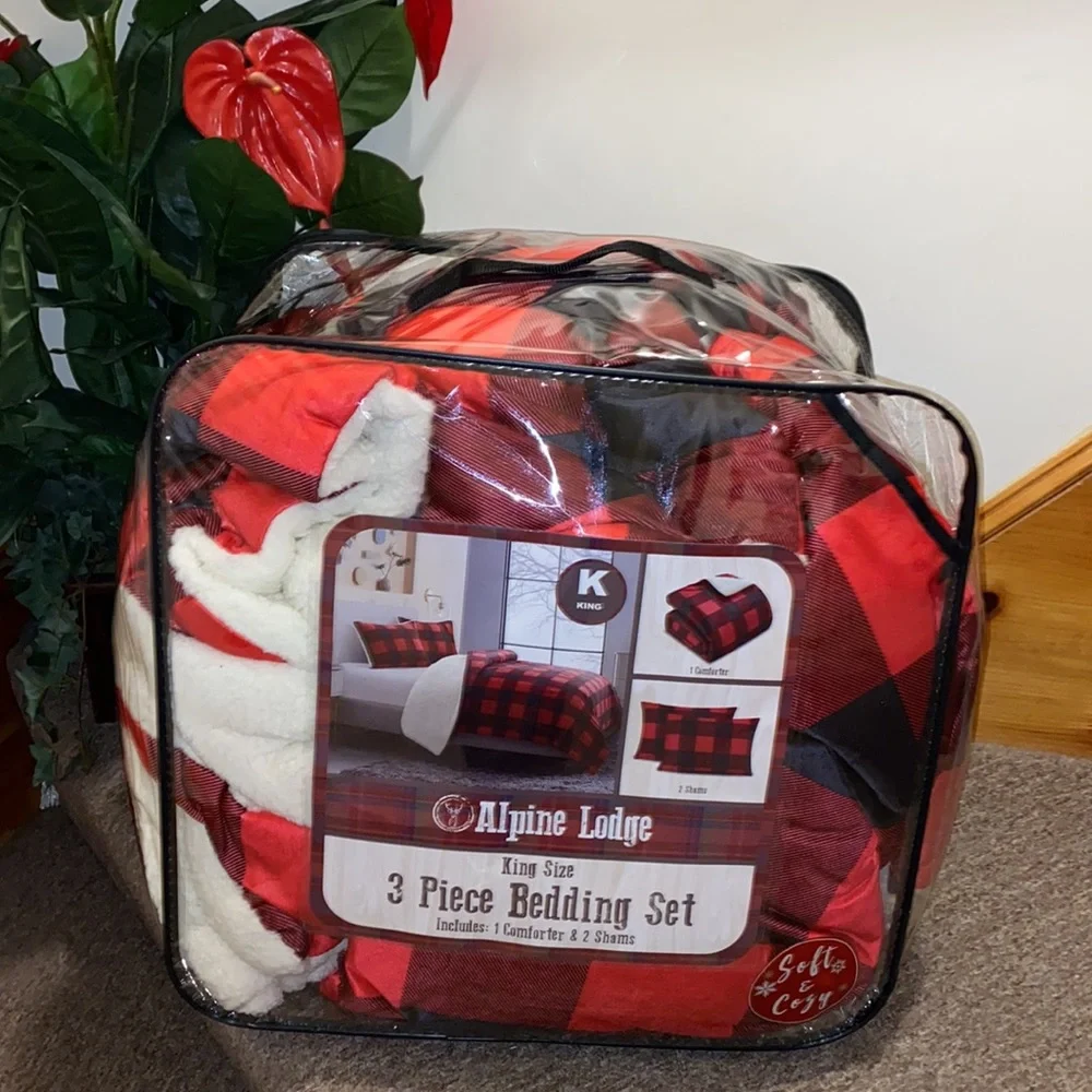 ❤️🤍🖤♥️ NWT King Size 3PC Plaid Bedding Set
